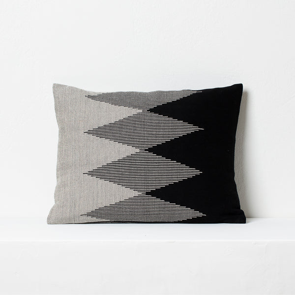 Pech Small Cushion- <br>Black/Natural White